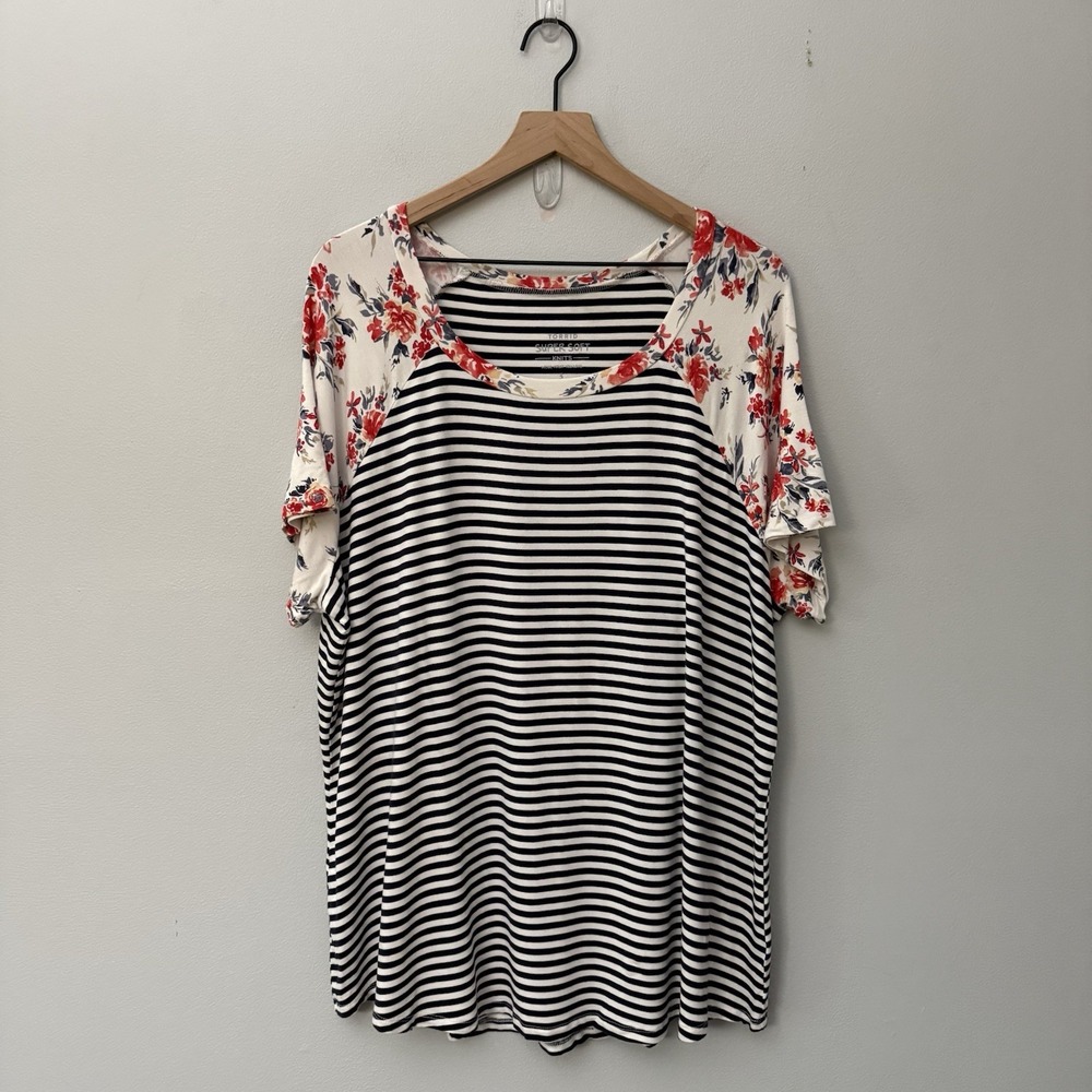 Torrid Classic Fit Striped Floral Raglan Short Sleeve T-Shirt Size 3x Plus Size